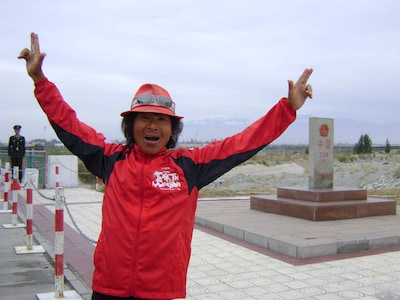 「ブログへのコメント、ツイッターもありがとう。ほんま励みになってます」と語る寛平にファンはエールを送ろう。(c)間寛平アースマラソン製作委員会