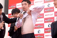 今年のコント日本一に輝いたキングオブコメディ。なお、明日9月24日（金）22時より、ニコニコ動画公式チャンネル「サイゾーテレビ」にて、キングオブコメディのトークバラエティ「ニコニコキングオブコメディ」第8回が生放送される。こちらも要チェックだ。