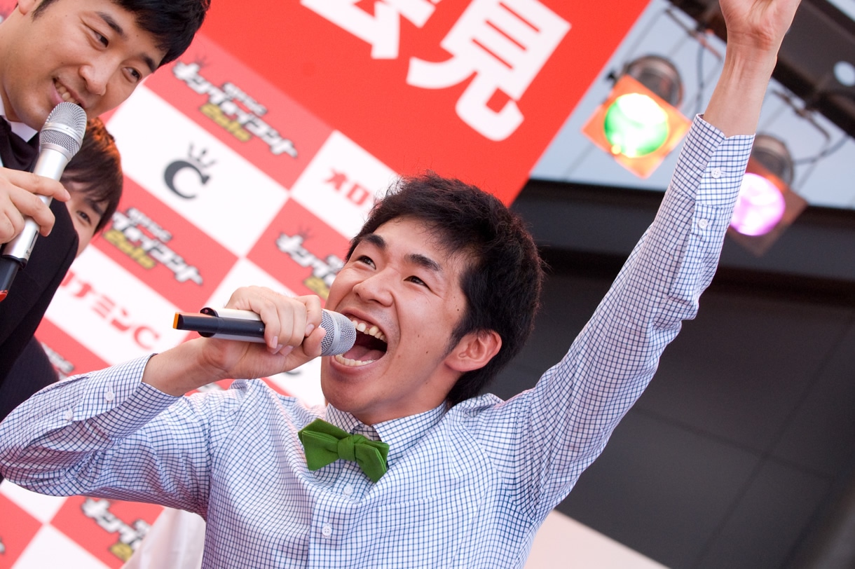 なぜか突然アントニオ猪木のモノマネを始め、最後まで演じきったしずる池田。