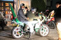 「暴走に懸けた青春」の一場面。