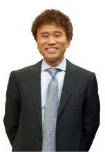 連続ドラマ「検事・鬼島平八郎」で主演を務める浜田雅功。放送は毎週金曜日21時から。