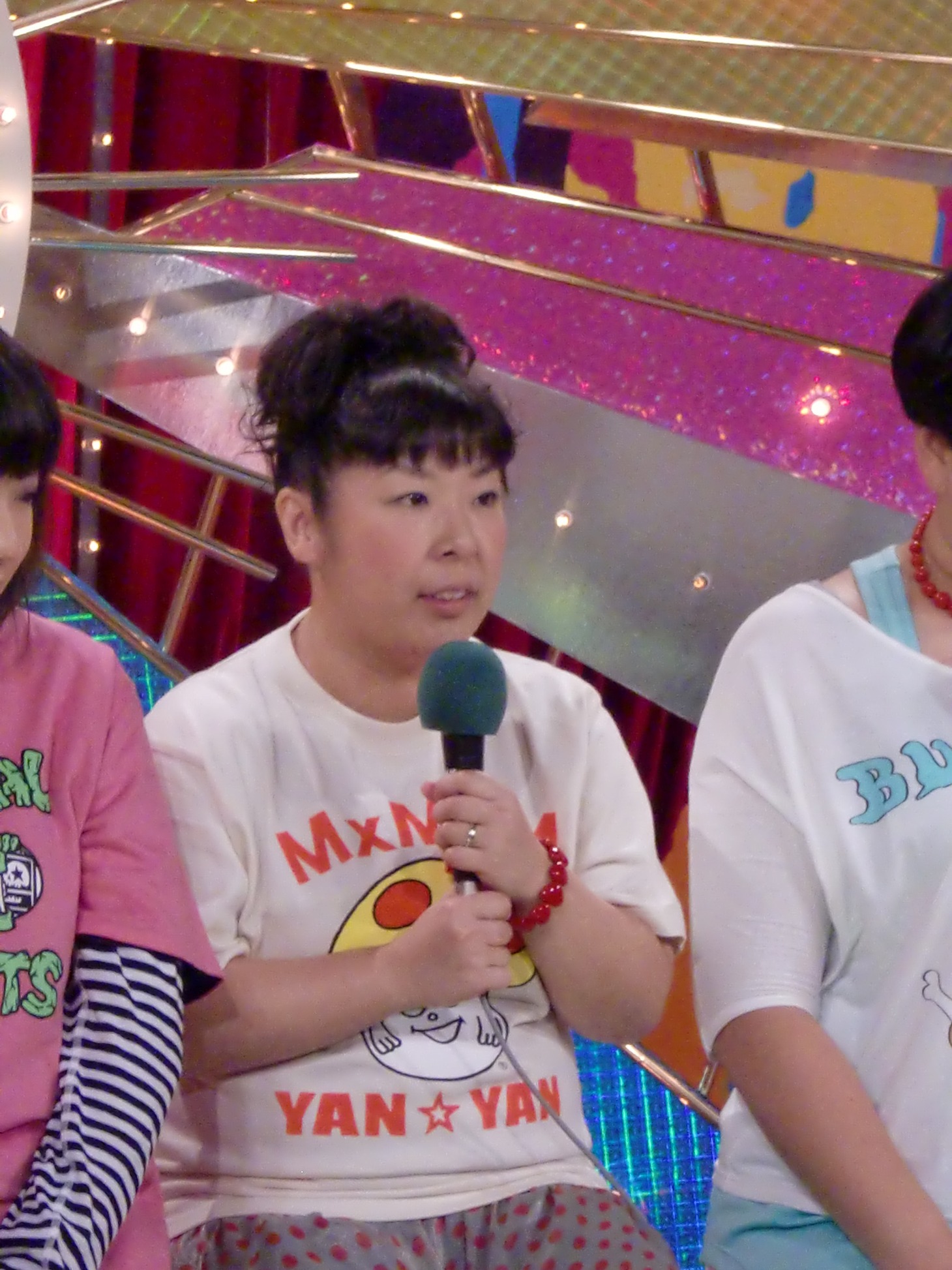 話がすぐに脱線する黒沢とそれにツッコむ大島の間で、終始しっかりとまとめ役をつとめた村上。