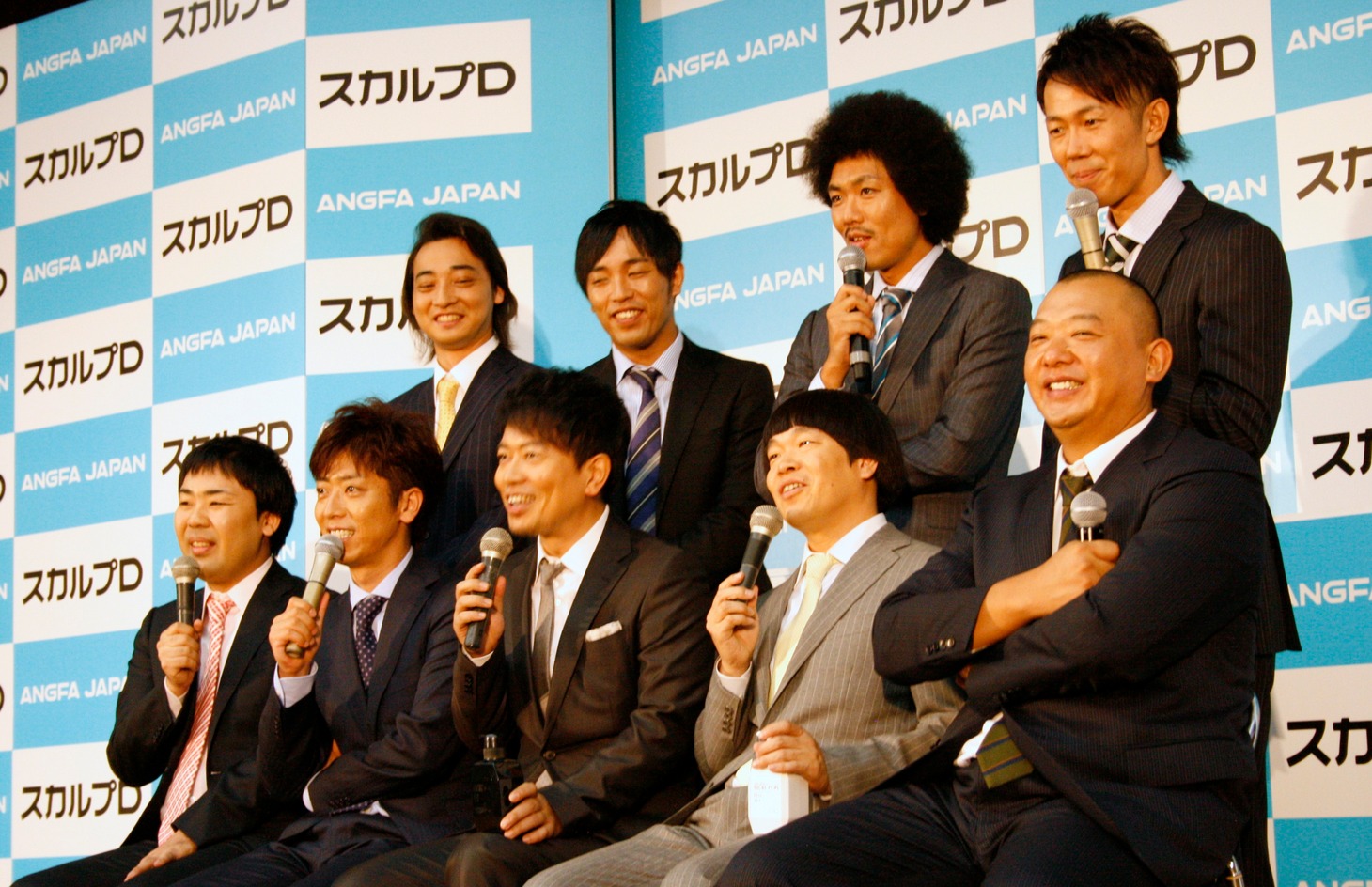 イベント後の会見の様子。