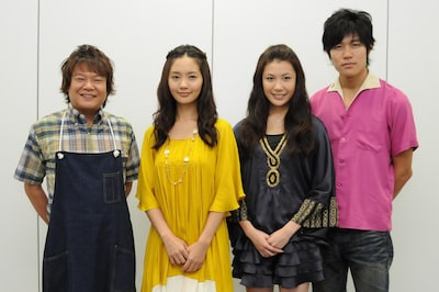 「その街の今は（仮）」の会見に出席した、中村ゆり、鈴木亮平、村川絵梨、ほっしゃん。の4人。(c)関西テレビ