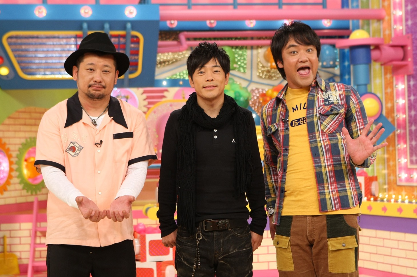 10月12日スタートの新番組「どっキング!!!」（関西テレビ）に出演するケンドーコバヤシ、陣内智則、たむらけんじ。(c)KTV