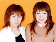 天然もろこしの植山と関根（左から）。(c)松竹芸能