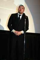 一発ギャグで下ネタを繰り出す川島。