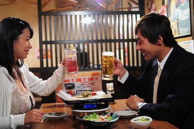 映画「女心と秋の空～ふしだらな子猫～」で初主演を務めるヒロシ（右）。