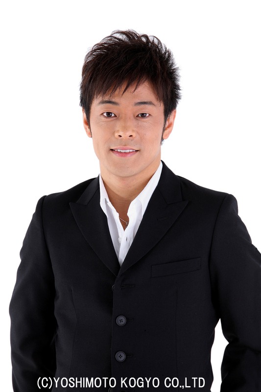 「ケータイよしもと」でラジオ番組「陣内☆週刊☆智則」を開始した陣内智則。
