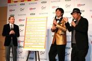 「2010年お祝い10大ニュース発表会」の様子。