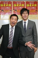 フォトセッションの一場面。写真はナイツ。