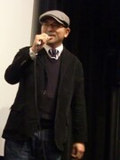 「自分の好きな人たちばかり集めたショーケースのような映画です」と語った豊島監督。「日村さんの演技も素晴らしかったので、スピンオフDVDを作ってしまった」とバナナマン2人を絶賛していた。