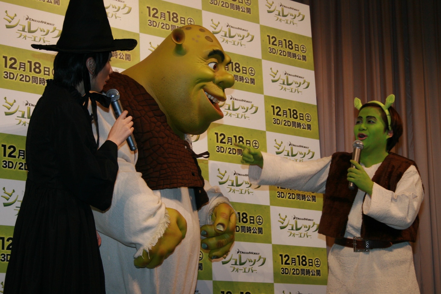 「ちょっとちょっとー！」と割って入る春菜。