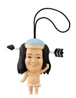 落ち武者のヅラをかぶった小杉。