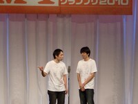 ダイヤモンドダスト。これまでひじきという芸名で、毎年コンビを変えて出てきた鈴木が、今回も欲望にストレートなネタで会場をざわつかせた。