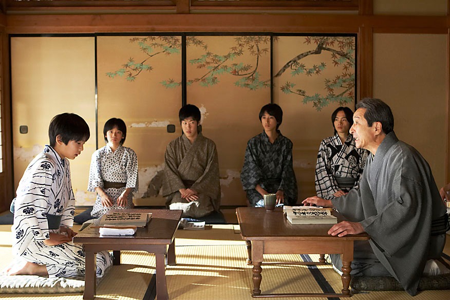「蛇のひと」の一場面。(c)2010 WOWOW