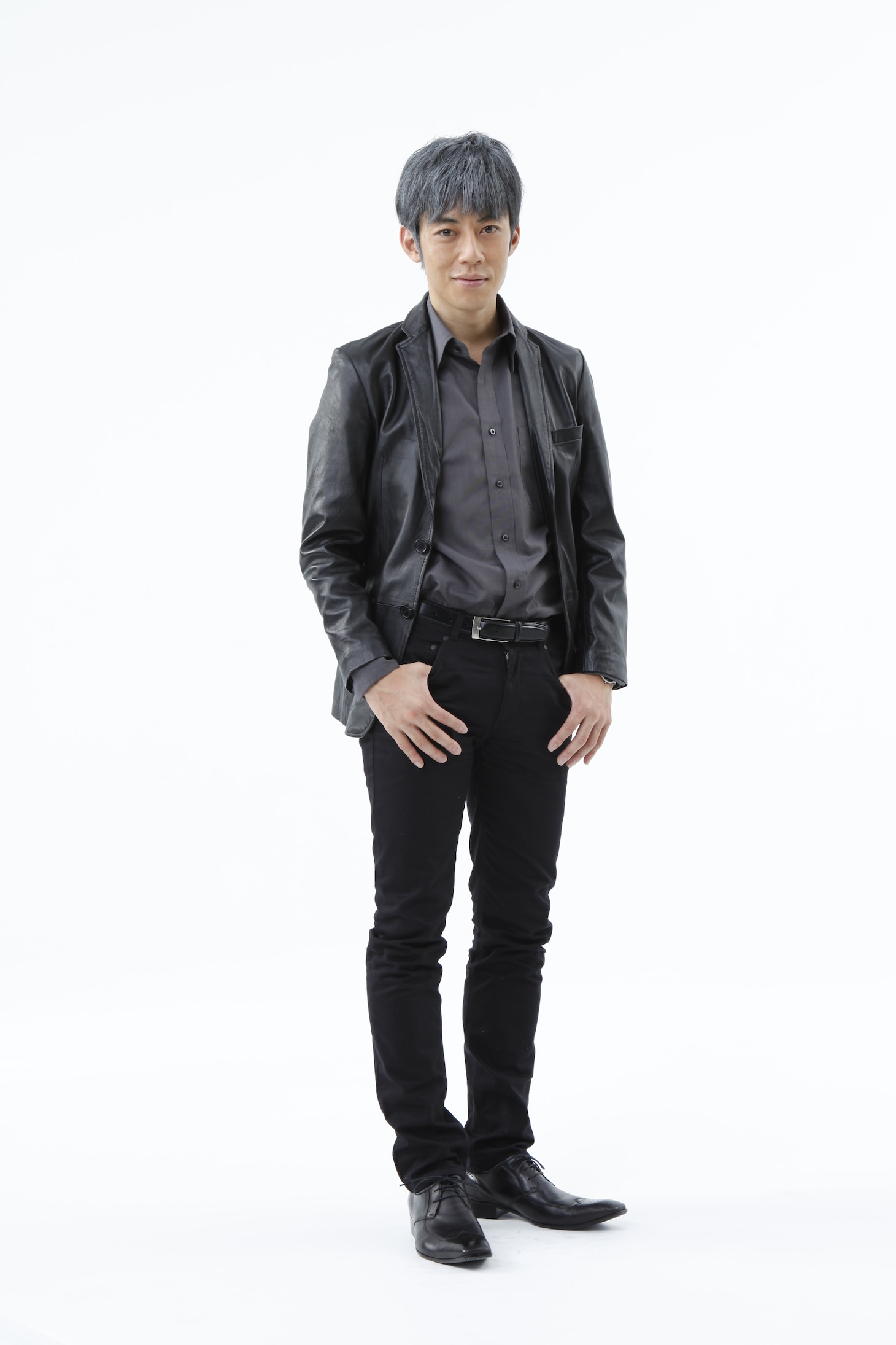 ドラマ「示談交渉人 ゴタ消し」で白井虎次郎を演じるキングコング西野。