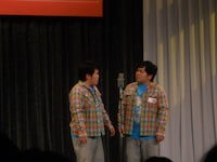 双子漫才のザ・たっち。