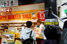 数少ない男性客に興奮気味の楽しんご♥。