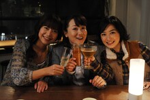 「いち時間じゃたりない！」で本音トークを繰り広げる本田みずほ、エド・はるみ、武内由紀子（左から）。