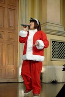 キマグレンの「LIFE」を適当なアドリブ歌詞で熱唱する黒沢。