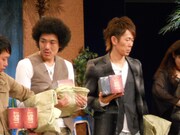 登場早々服装が「『LOST』っぽい」と大いに褒められた藤田。「あまりフィーチャーされない生き残りのエキストラ」と言われ、DVDに興味を持った様子だった。