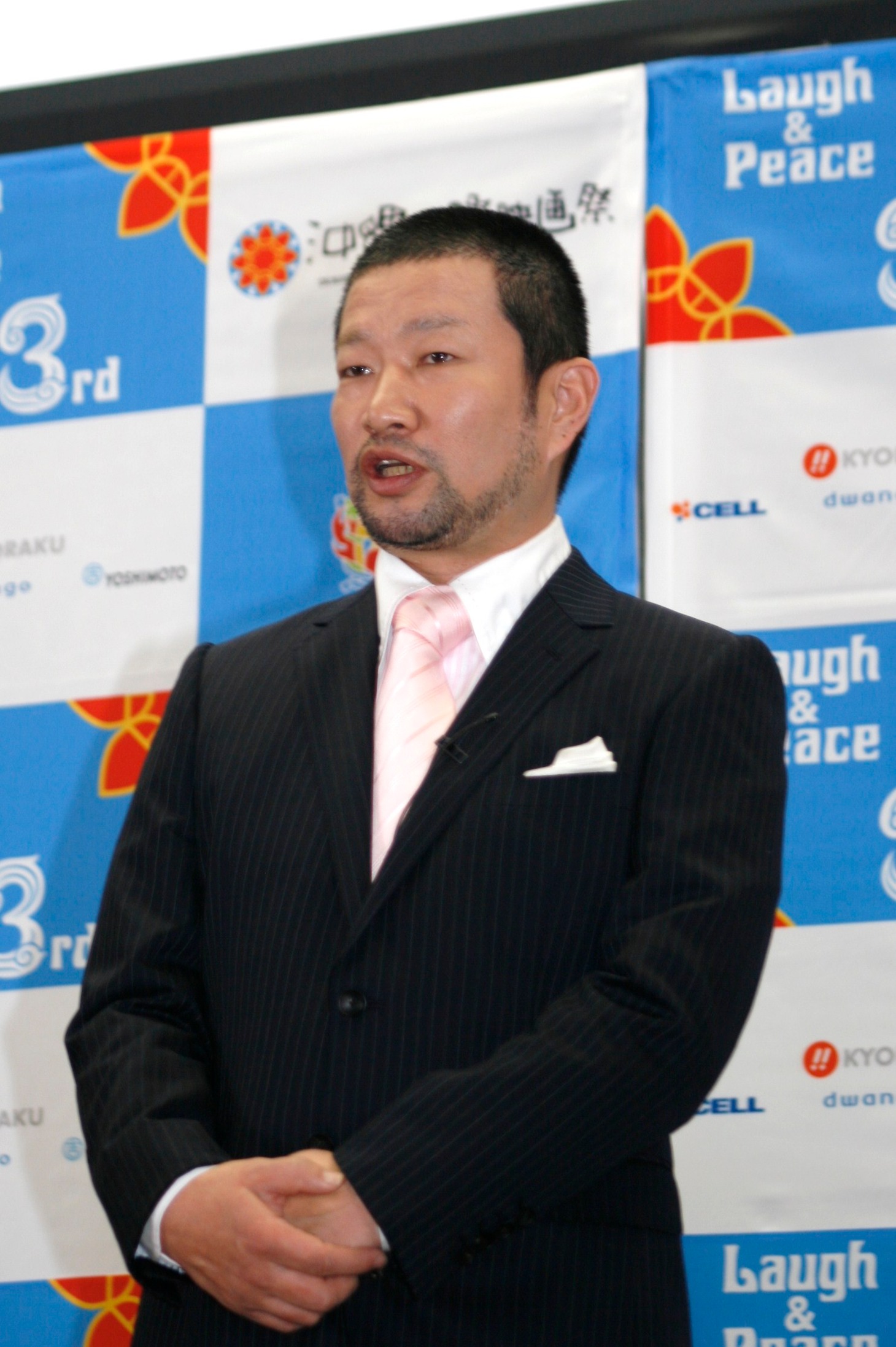 記者から「役者として才能がある芸人は？」と質問され「東野以外！」と即答した木村祐一。
