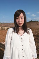 写真集「日本の美しい女子高生」の1枚。(c)渡部陽一