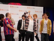 ジューシーズ児玉は喉が強いということで、さんまを丸呑み。