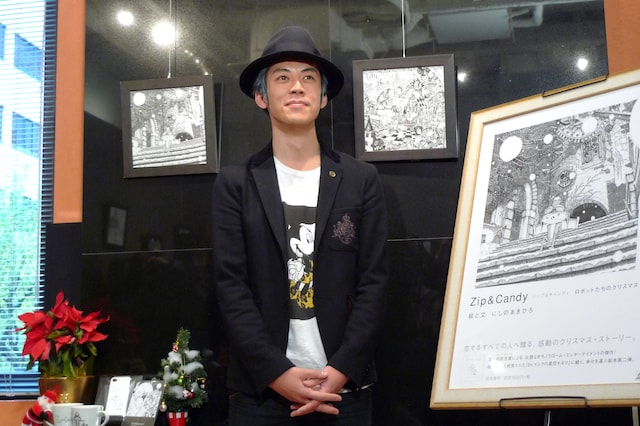 「にしのあきひろ絵本原画展」開催にあたり会見を行ったキングコング西野。