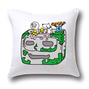 写真は角型クッション。定価は2940円。