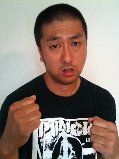 よしもとに復帰した村越周司。12月29日に大阪・パークスホールにて行われる「R-1ぐらんぷり2011」1回戦に出場する予定となっている。(c)吉本興業