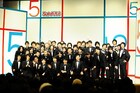 明日から芝居公演も、新劇場「5upよしもと」が華々しくオープン