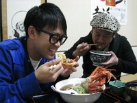 ロケの一場面。