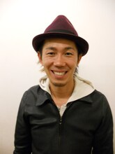 初エッセイ集「お道化もの」を発売したトータルテンボス大村。ブログでは、すでに増刷が決定したことを報告している。