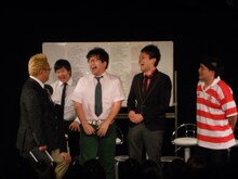 エレファントジョン森枝は、2011年のニュースで、先日放送された「アメトーーク！SP」に出た話を披露。「売れてないのに子供いる芸人」に出たことで、子どもの同級生からの反響がすごいと語った。