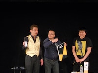 昨日1月18日に開催されたイベントライブ「Munasawa King Live #2『杉作J太郎presents観客満足度100%』」。杉作と玉袋が舞台で共演するのは久々とのことだったが、共通の趣味を持つ2人の話は尽きない様子だった。