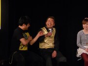 デビュー10年後の1994年にお笑いライブ「バカバトル」の審査員、1995年に大阪吉本の舞台出演など、再度お笑い関連の仕事が舞い込んだ杉作。同じ頃、大谷は上京したという。