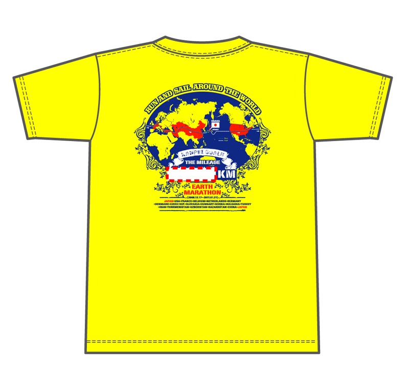 写真は「EARTH Marathon　ゴール記念Ｔシャツ」。サイズはS、M、Lで、価格は2940円。