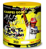 「EARTH Marathon　ゴールテープ風トイレットペーパー」114mm×30m、ダブル。価格は473円。