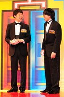 組み合わせ抽選会の模様。