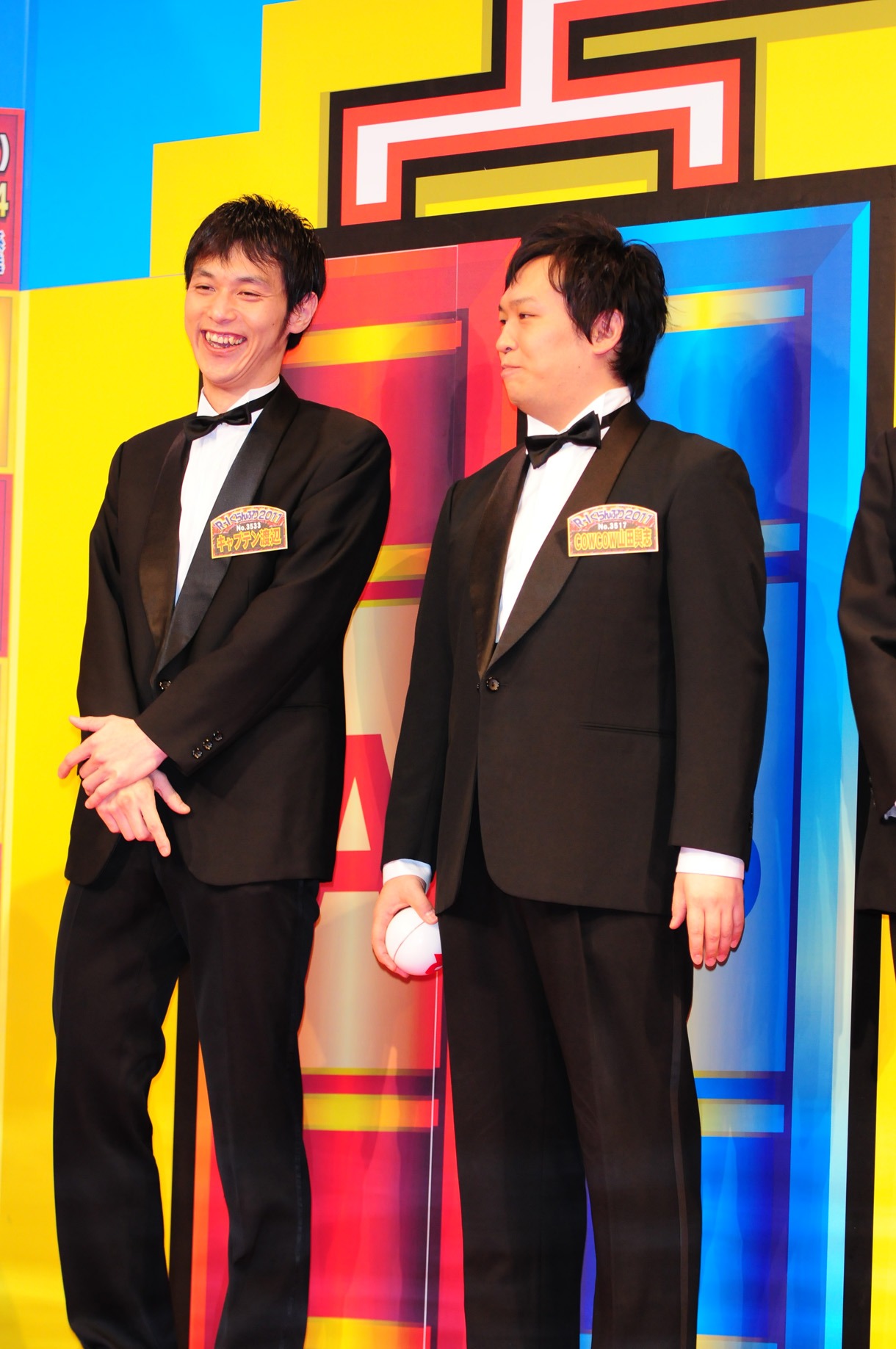組み合わせ抽選会の模様。