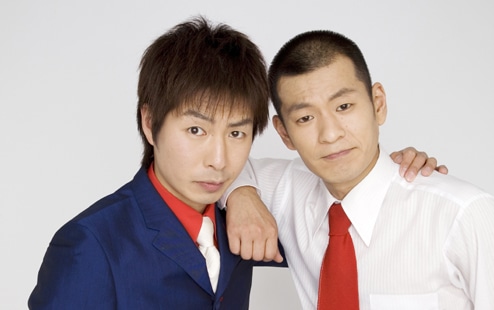 ライブDVD「U字工事の北関東オンリーワン」を発売するU字工事。