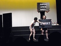 クニは自身のブログにて「ファミコンのアナログゲームを題材にした物語。イメージは攻殻機動隊の刹那の感覚です」と内容に関してコメント。ゲームのセットはアナログ感満載で、ストロベビーの生いっちょうが手作りしている。