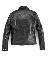 背面にあしらわれている文字「跨」はぐっさん直筆起こし。文字は革ジャン本体とまったく同じ革を使用している。