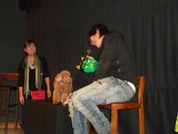 “スーパーイケ芸メン犬”シェリーの楽屋での様子を見た藤原は「賢いですよ。うちの相方よりも覚えはいいと思います」とその才能に驚いていた。