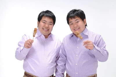 「やきとり竜鳳」の30周年記念イメージキャラクターに就任したザ・たっち。