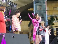 50TAは自称「メロディー工場長」として、即興ソング「緑が丘」を披露。「♪テレビ朝日の真下で 毛利庭園見えるよ 君と僕らの運命のアレは永遠」と歌い、淳に「アレってなんだよ！」とツッコまれていた。