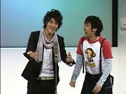 DVD「凸base（デコベース）～baseよしもとネタ全集2011～」の一場面。