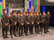 2000人が応募したオーディションから選ばれた17人のユニット「L.A.F.U.」のメンバー。